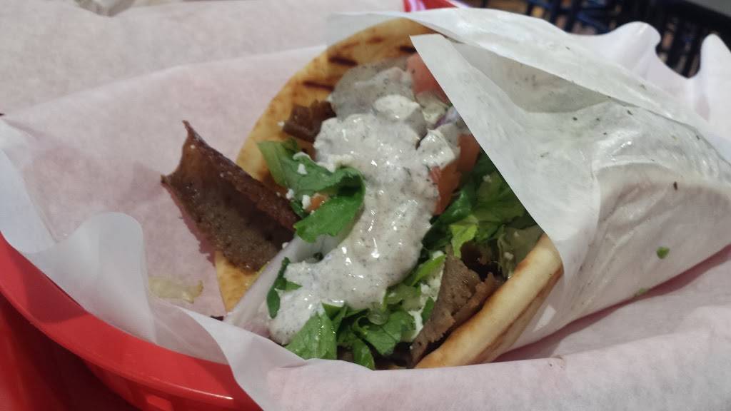 Giant Gyros | restaurant | 18 SE 82nd Ave, Portland, OR 97216, USA | 5032525932 OR +1 503-252-5932