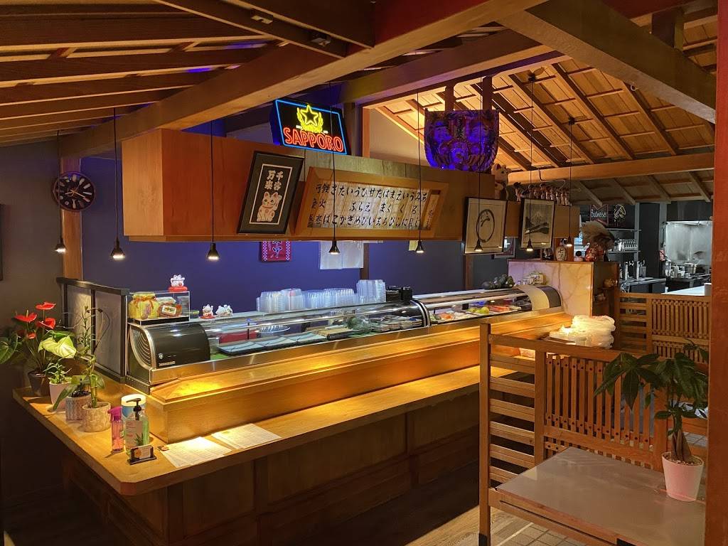 Aoki Sushi & Grill | restaurant | 621 Broadway E, Seattle, WA 98102, USA | 2065574595 OR +1 206-557-4595