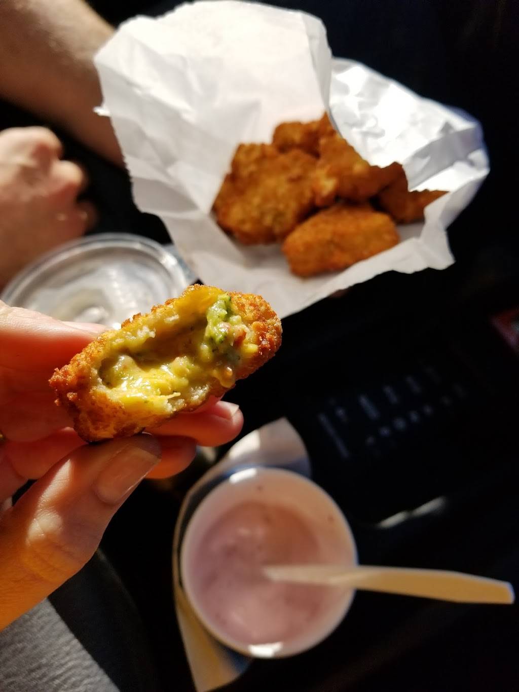 Sues Drive In | restaurant | 425 Main St S, Pierz, MN 56364, USA | 3204682270 OR +1 320-468-2270