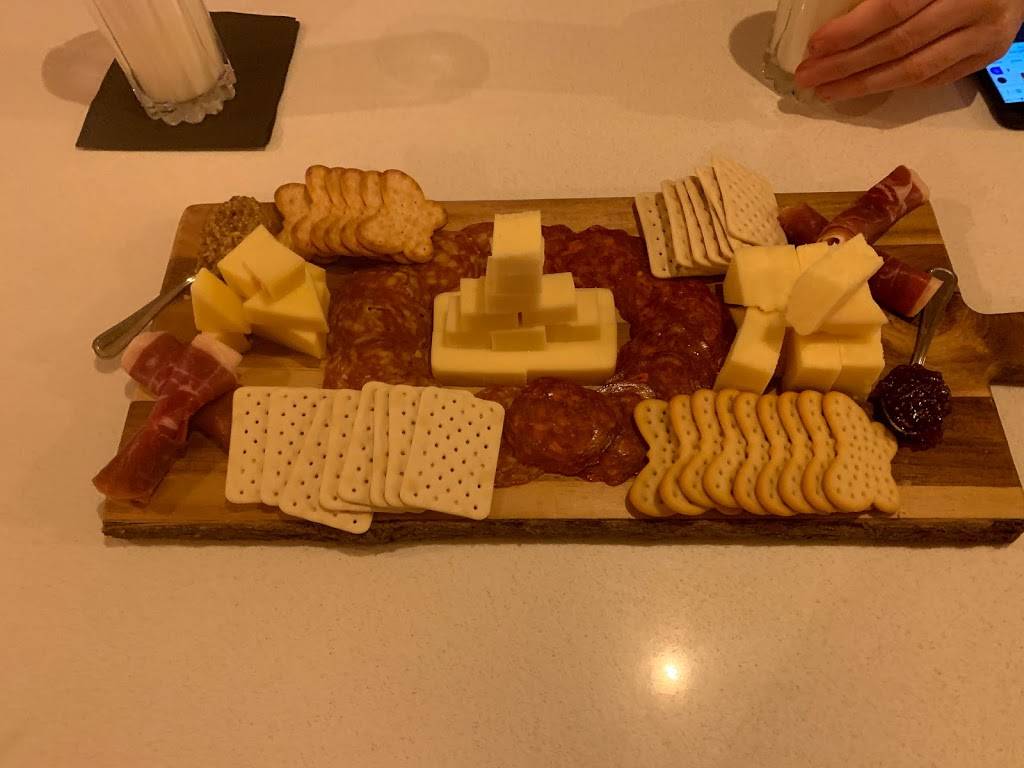 Millis Clicquot Coffee Bar | cafe | 1060 Main St, Millis, MA 02054, USA | 5083769000 OR +1 508-376-9000