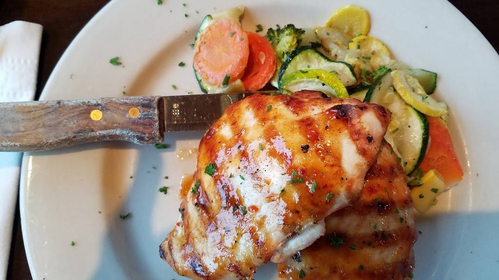 Coconut Jacks Waterfront Grille | restaurant | 5370 Bonita Beach Rd SW, Bonita Springs, FL 34134, USA | 2396767777 OR +1 239-676-7777