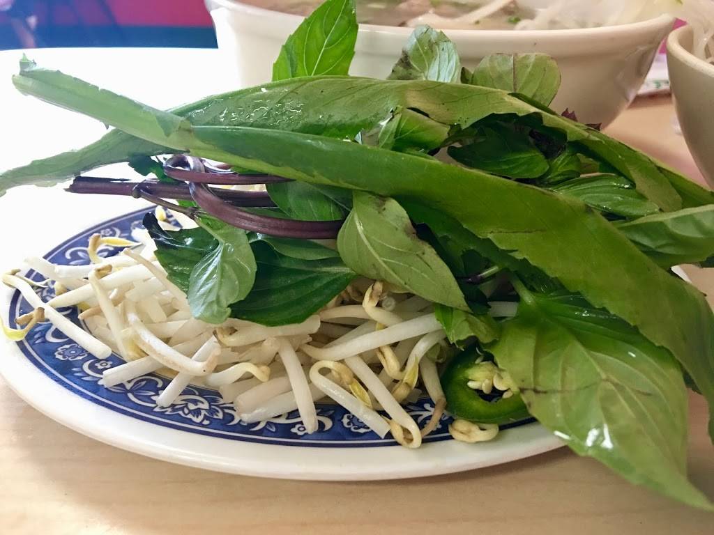 Pho Tau Bay Ltt Restaurant | restaurant | 3610 W 1st St C, Santa Ana, CA 92703, USA | 7145316634 OR +1 714-531-6634