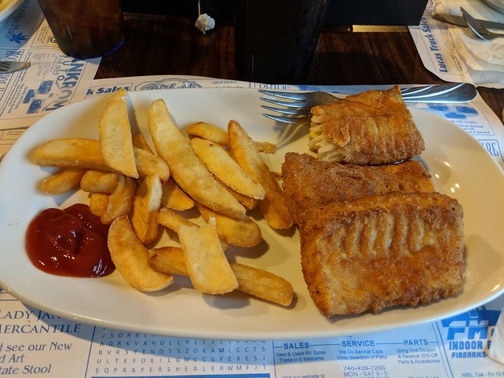 The Dockside Restaurant @ Seneca Lake Marina | restaurant | 16592 Lashley Rd, Senecaville, OH 43780, USA | 7406850003 OR +1 740-685-0003