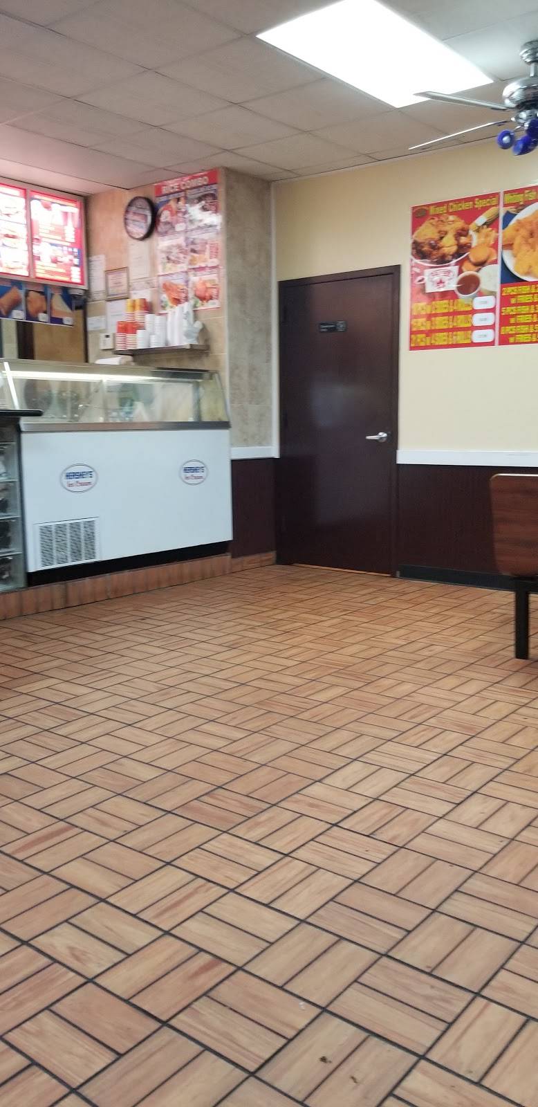 Crown Chicken & Grill | restaurant | 7275 Rising Sun Ave, Philadelphia, PA 19111, USA | 2157220706 OR +1 215-722-0706