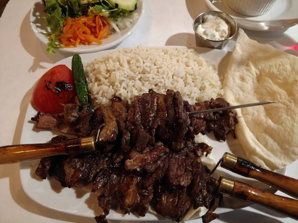 Cafe Istanbul | restaurant | 2014 W Division St, Chicago, IL 60622, USA | 7736619487 OR +1 773-661-9487