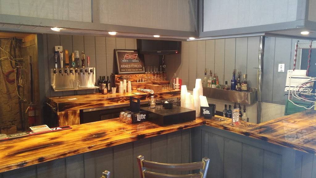 Rip Rap Roadhouse | restaurant | 6024 Rip Rap Rd, Dayton, OH 45424, USA | 9372364329 OR +1 937-236-4329