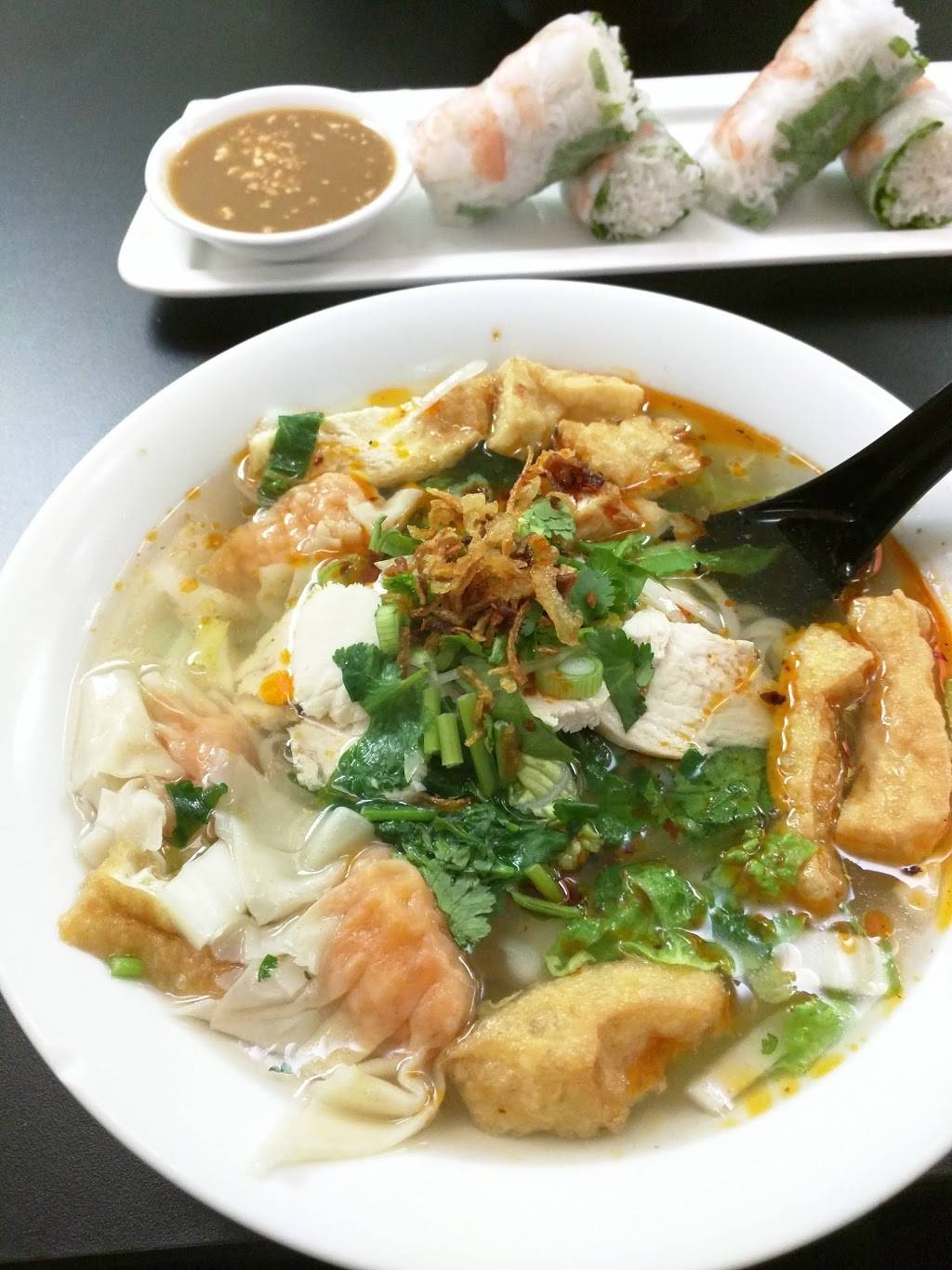 Authentic Vietnamese Pho House (KANATA LOCATION) | restaurant | 5373 Fernbank Rd, Stittsville, ON K2S 1B6, Canada | 6138368088 OR +1 613-836-8088