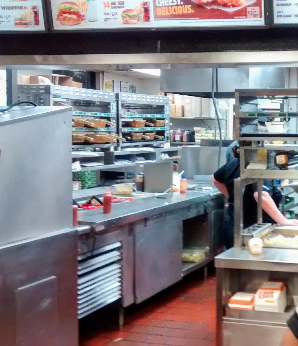 Burger King | restaurant | 6682 US-90, Milton, FL 32570, USA | 8506106582 OR +1 850-610-6582