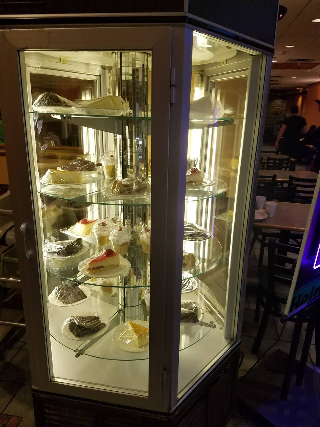 Pollos El Chevere | restaurant | 228 Washington Pl, Passaic, NJ 07055, USA | 9732496330 OR +1 973-249-6330