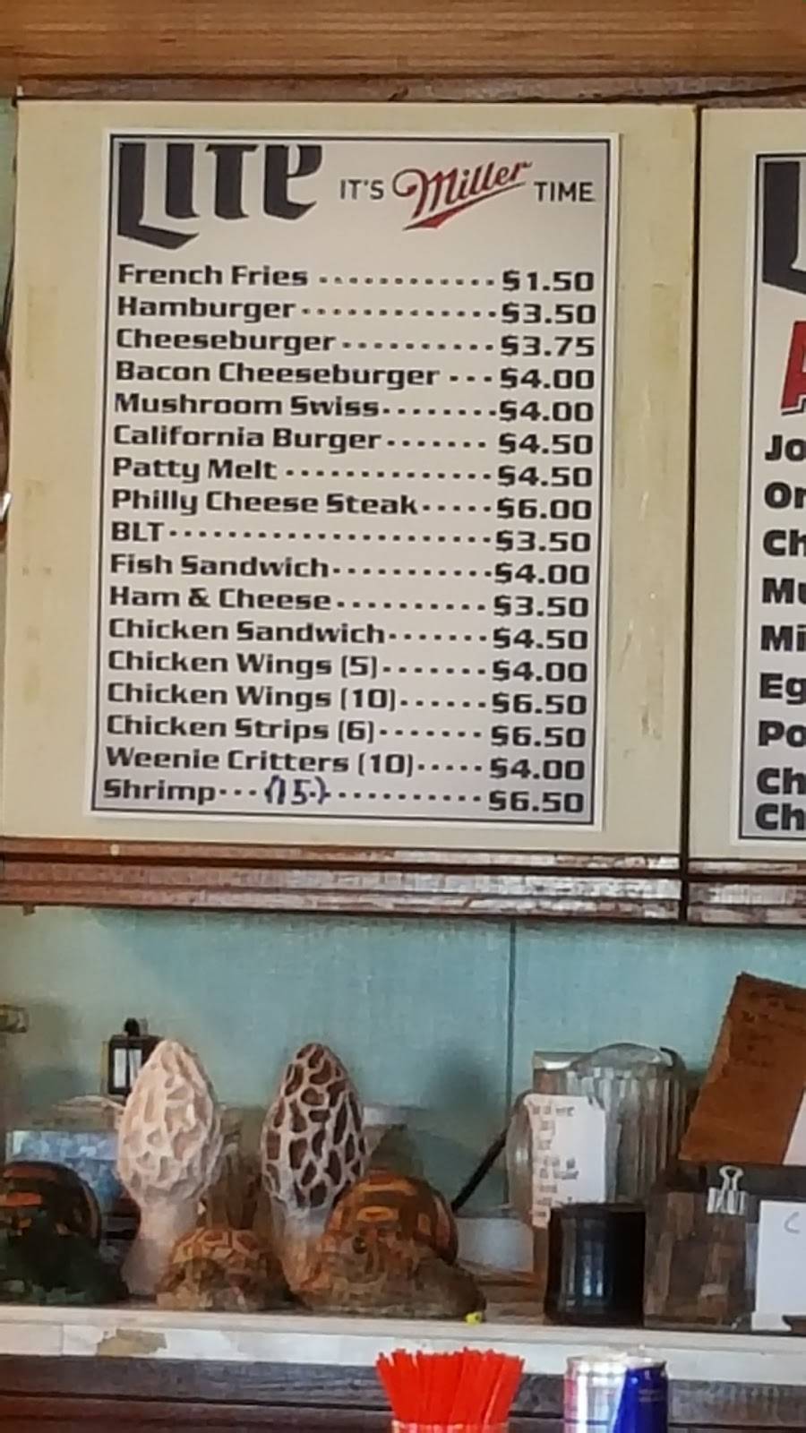 Log Cabin | restaurant | Jones Rd, Bangor, WI 54614, USA | 6084864437 OR +1 608-486-4437