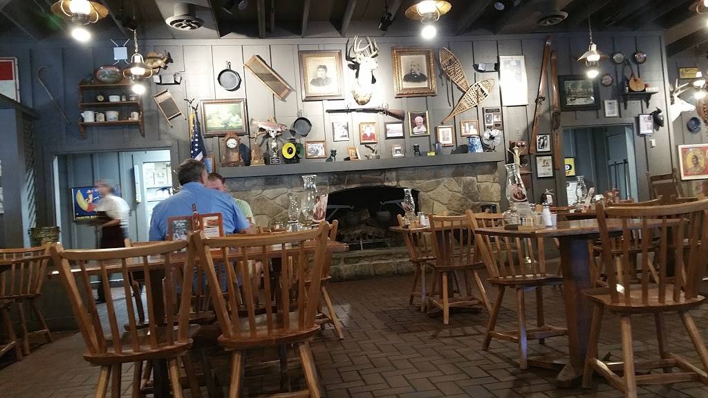 Cracker Barrel Old Country Store | restaurant | 1839 S Roane St, Harriman, TN 37748, USA | 8658821442 OR +1 865-882-1442