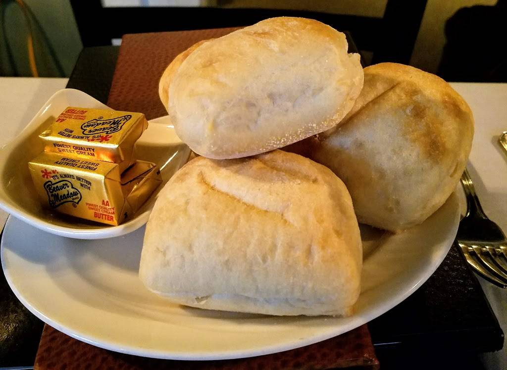 Stino Da Napoli | restaurant | 19070 Old Detroit Rd, Rocky River, OH 44116, USA | 4403313944 OR +1 440-331-3944