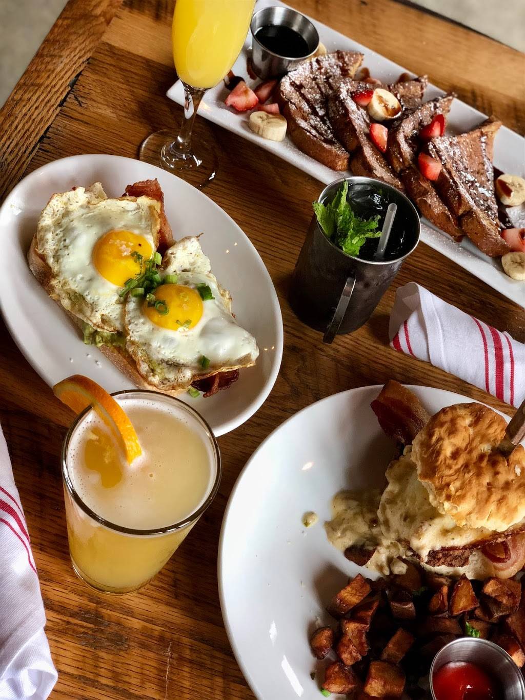 City Tap House Nashville | restaurant | 204 3rd Ave S, Nashville, TN 37201, USA | 6159224015 OR +1 615-922-4015