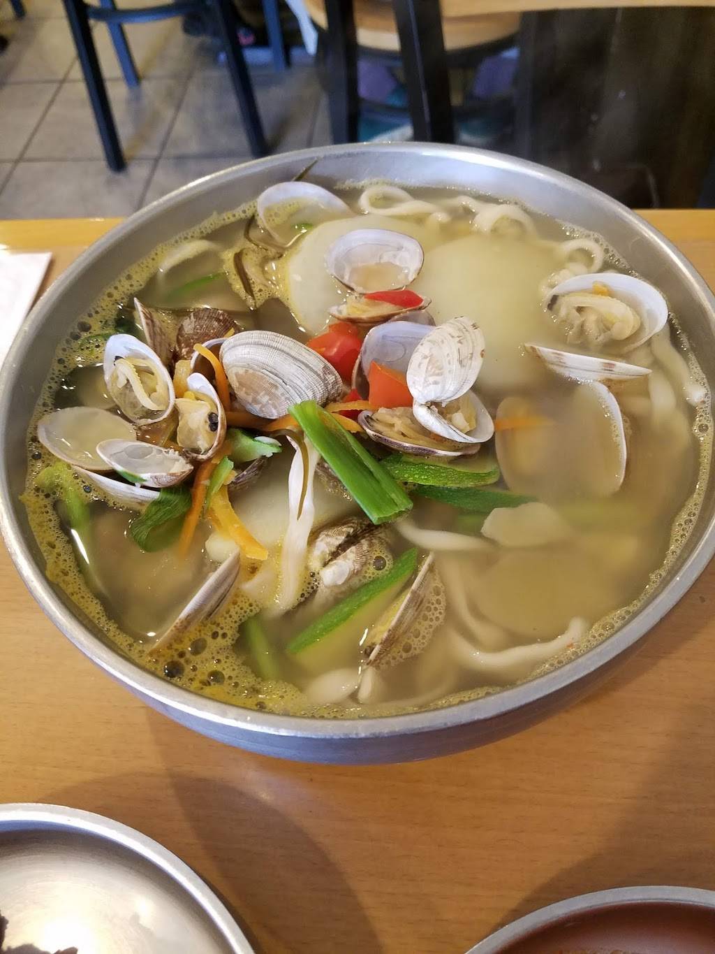 Arirang | restaurant | 41-04 163rd St, Flushing, NY 11358, USA | 7183210185 OR +1 718-321-0185