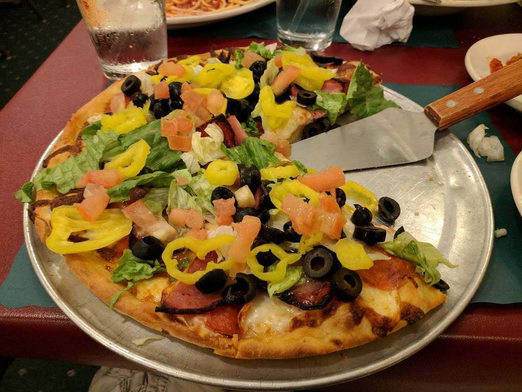 Retzs Laconis Restaurant | restaurant | 547 Sackett Ave, Cuyahoga Falls, OH 44221, USA | 3309454600 OR +1 330-945-4600