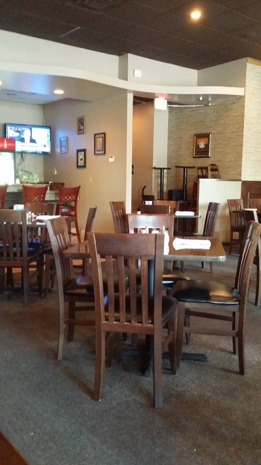 Lecis Italian Cafe | restaurant | 4076 Belfort Rd, Jacksonville, FL 32216, USA | 9043328144 OR +1 904-332-8144