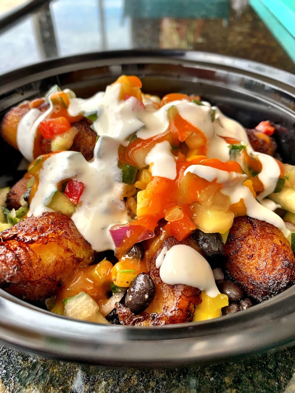 Irie Jamaican Kitchen | restaurant | 837 W Market St, Akron, OH 44303, USA | 3303339020 OR +1 330-333-9020