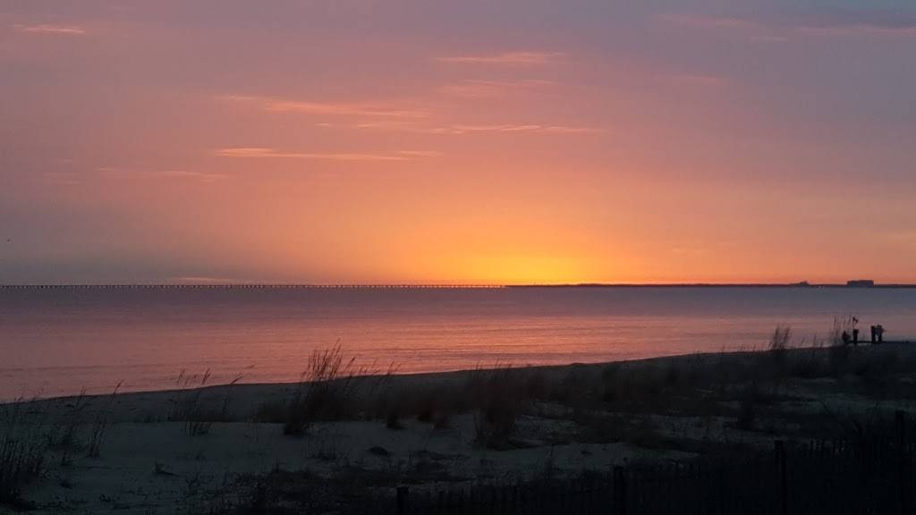 Pizza Hut | meal takeaway | 9643 1st View St, Norfolk, VA 23503, USA | 7575319999 OR +1 757-531-9999