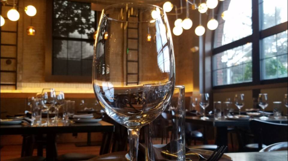 Chelsea Station Restaurant Bar & Lounge | night club | 105 Everett Ave, Chelsea, MA 02150, USA | 6174660754 OR +1 617-466-0754