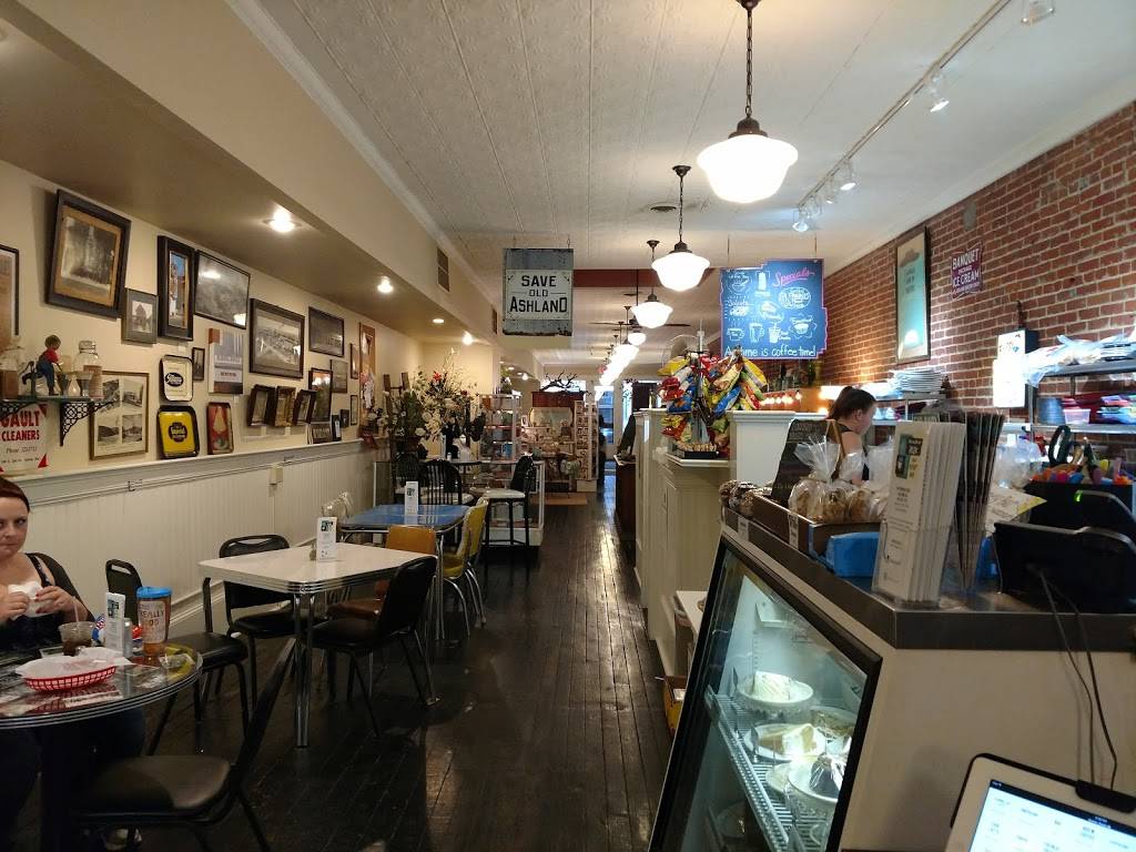 Downtown Perk & Desserts Oasis | restaurant | 145 W Main St, Ashland, OH 44805, USA | 4192817375 OR +1 419-281-7375