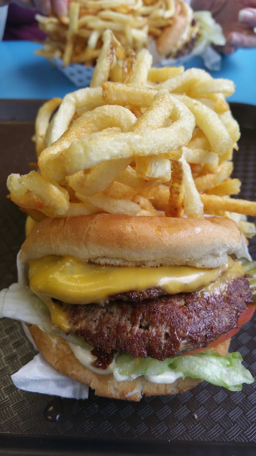 Skips Snack Bar | meal takeaway | 92 E Main St, Merrimac, MA 01860, USA | 9783468686 OR +1 978-346-8686