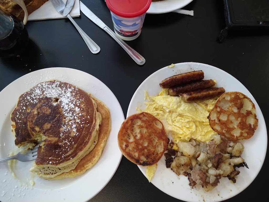 West Side Diner | restaurant | 1380 Westminster St, Providence, RI 02909, USA | 4014900644 OR +1 401-490-0644