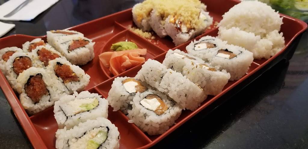 Bento & Noodles | restaurant | 386 E H St, Chula Vista, CA 91910, USA | 6194208636 OR +1 619-420-8636