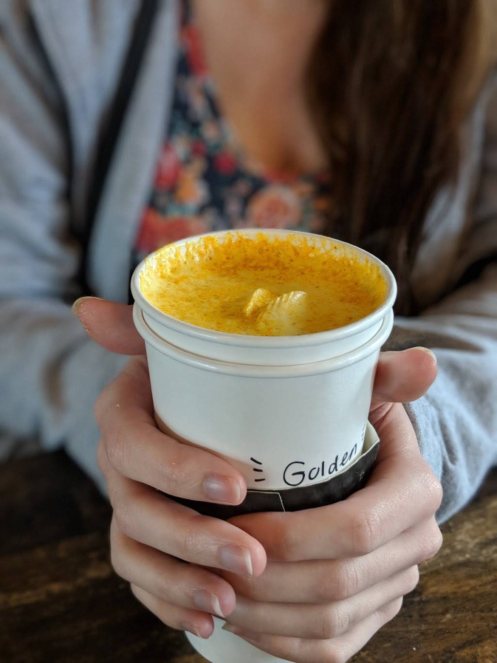 Sam & Zoes | cafe | 525 Heather Pl, Nashville, TN 37204, USA | 6153852676 OR +1 615-385-2676