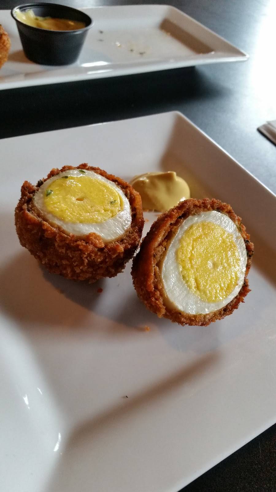 Rogue Pier 39 Public House | restaurant | 100 39th St, Astoria, OR 97103, USA | 5034680923 OR +1 503-468-0923