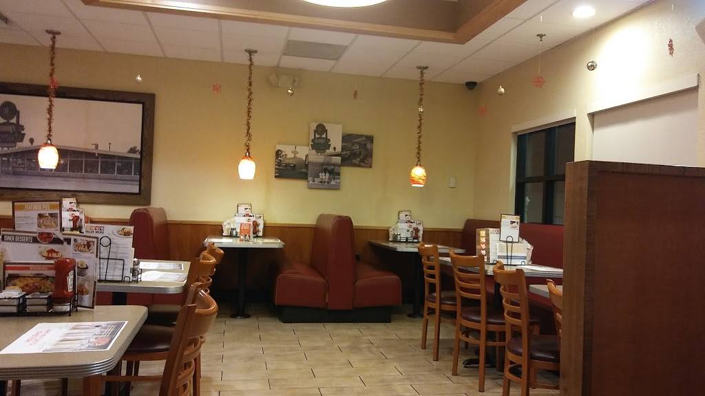 Dennys | restaurant | 1635 Glendale Ave, Hanford, CA 93230, USA | 5595823160 OR +1 559-582-3160