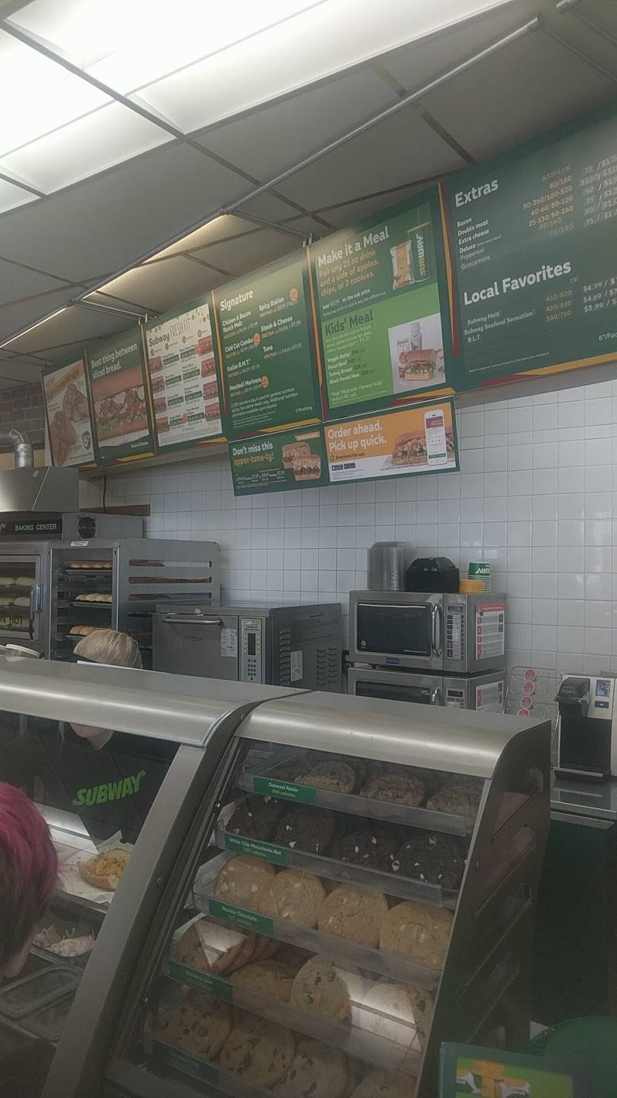 Dairy Queen Grill & Chill | restaurant | 215 E 18th St, Zumbrota, MN 55992, USA | 5077325910 OR +1 507-732-5910