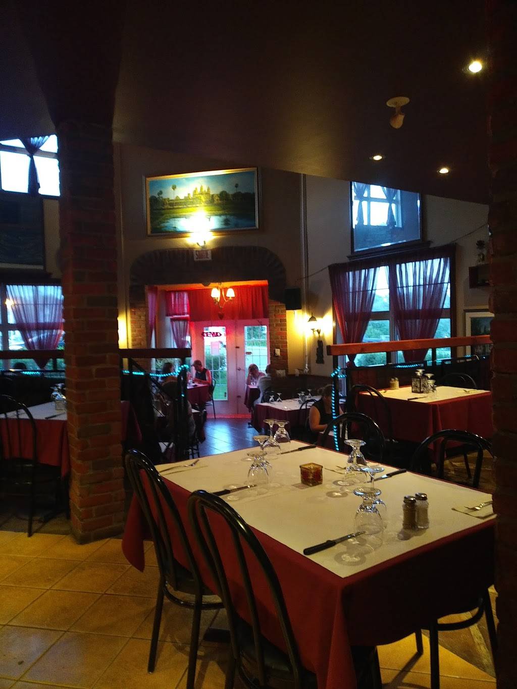 Restaurant Le Paradis dAngkor | restaurant | 8045 Boulevard Henri-Bourassa, Québec, QC G1G 4C8, Canada | 4186242666 OR +1 418-624-2666