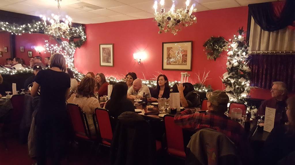 Alices Supper Club | restaurant | 402 W Adams St, Iron River, MI 49935, USA | 9062654764 OR +1 906-265-4764