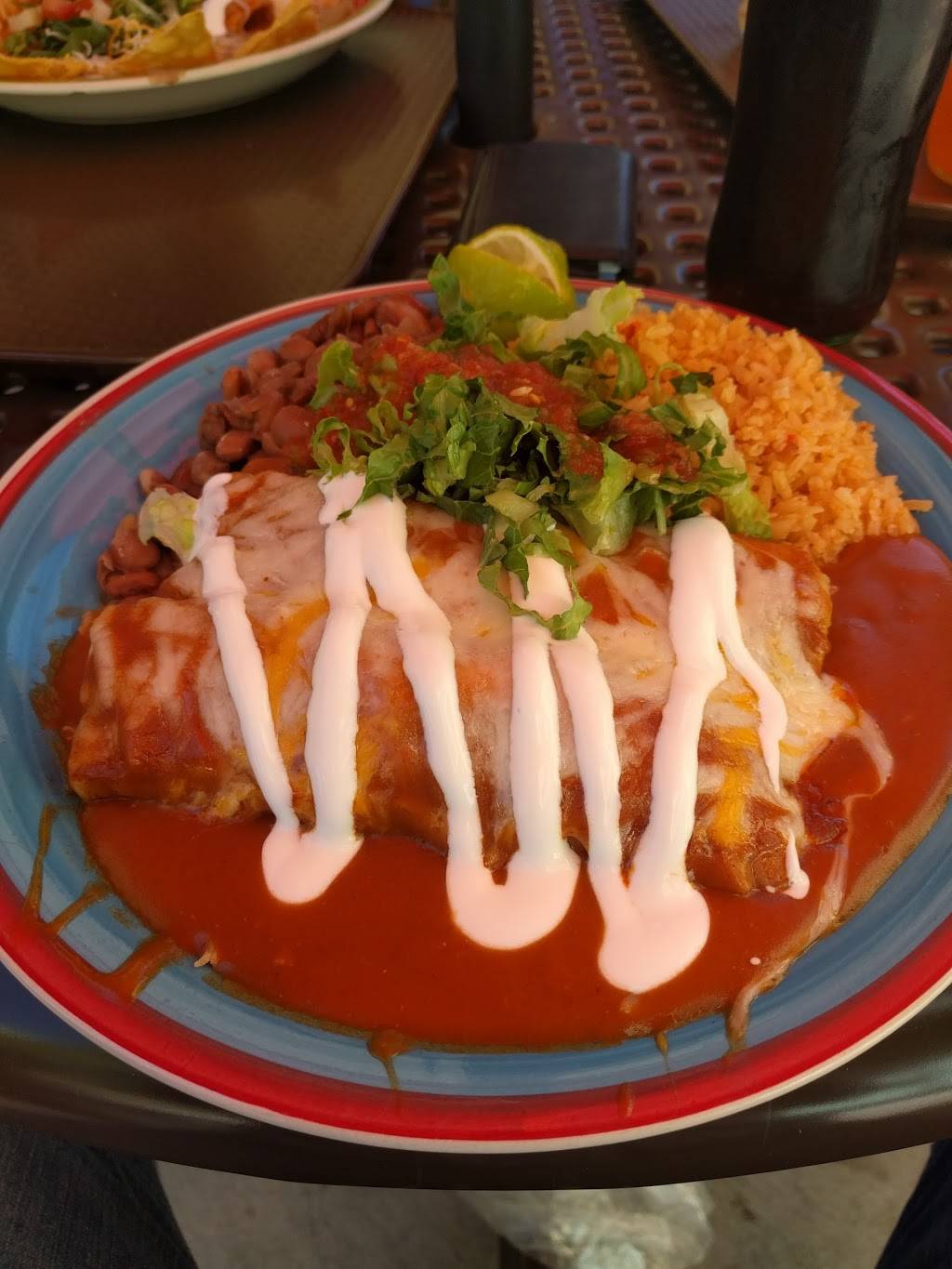 Julios Fresh Mex | restaurant | 5978 Silver Creek Valley Rd #25, San Jose, CA 95138, USA | 4083653828 OR +1 408-365-3828