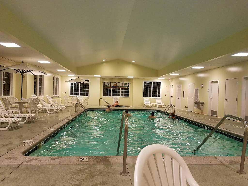 Bay Pointe Inn | restaurant | 11456 Marsh Rd, Shelbyville, MI 49344, USA | 2696728111 OR +1 269-672-8111