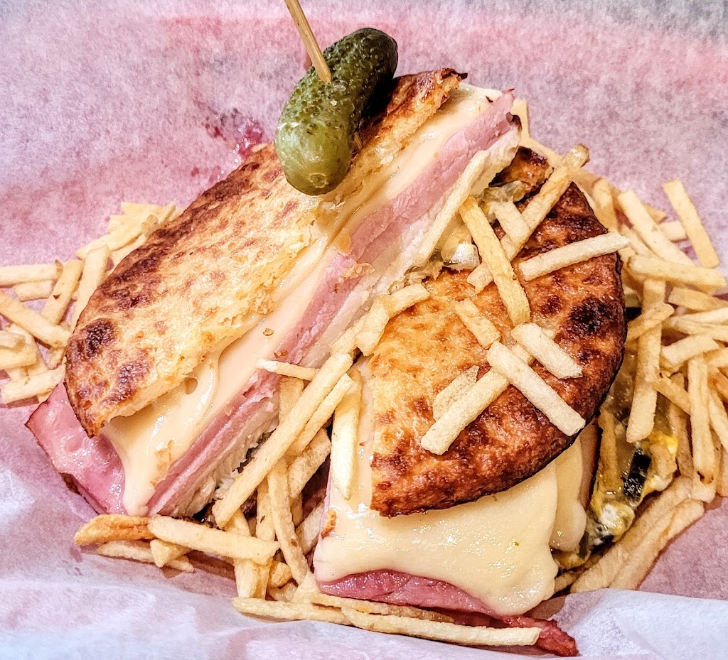 Bay Harbor Café | cafe | 1048 A, Kane Concourse, Bay Harbor Islands, FL 33154, USA | 3053978446 OR +1 305-397-8446