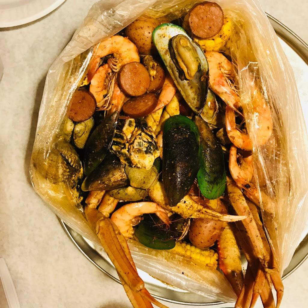 The Juicy Seafood | restaurant | 7805 Abercorn St #15, Savannah, GA 31406, USA | 9123556658 OR +1 912-355-6658