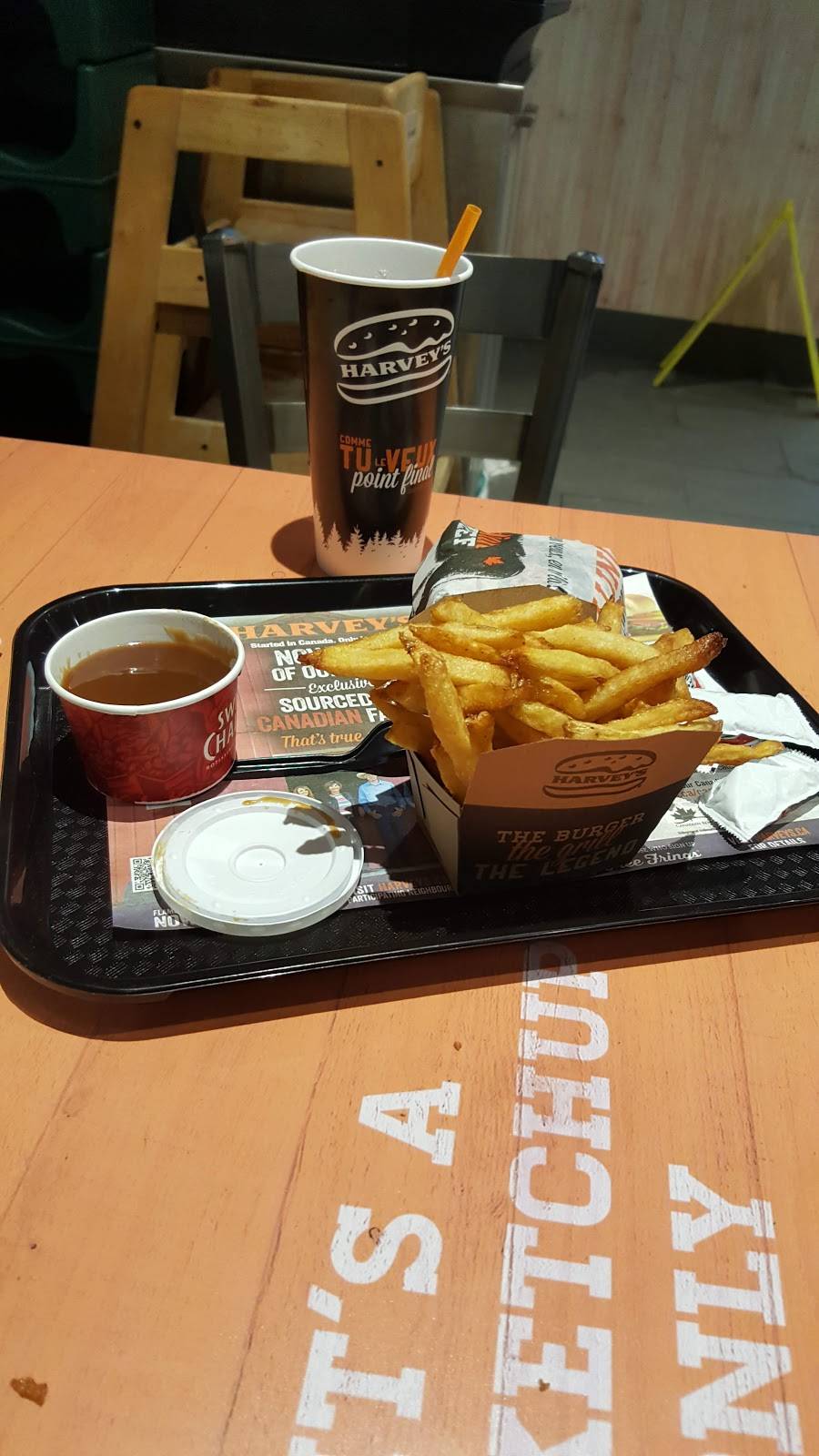 Harveys | restaurant | 252 Lakeshore Rd W, Mississauga, ON L5H 1G6, Canada | 9052780391 OR +1 905-278-0391