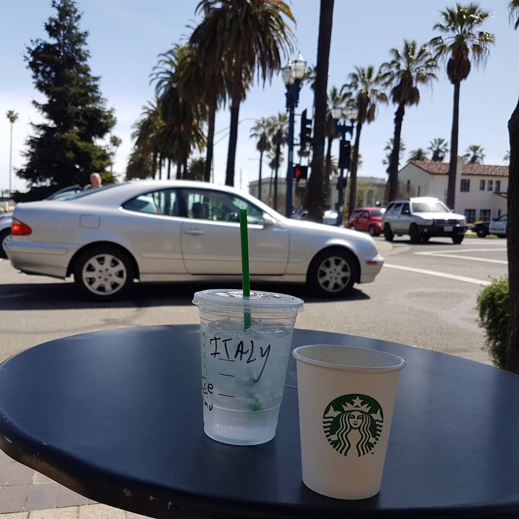 Starbucks | cafe | 700 Texas St, Fairfield, CA 94533, USA | 7074218274 OR +1 707-421-8274