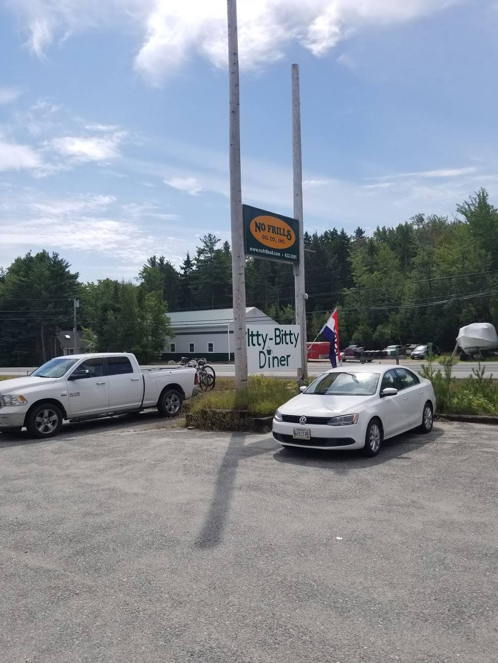 Itty-Bitty Diner | restaurant | 1166 US-1, Hancock, ME 04640, USA | 2074223300 OR +1 207-422-3300