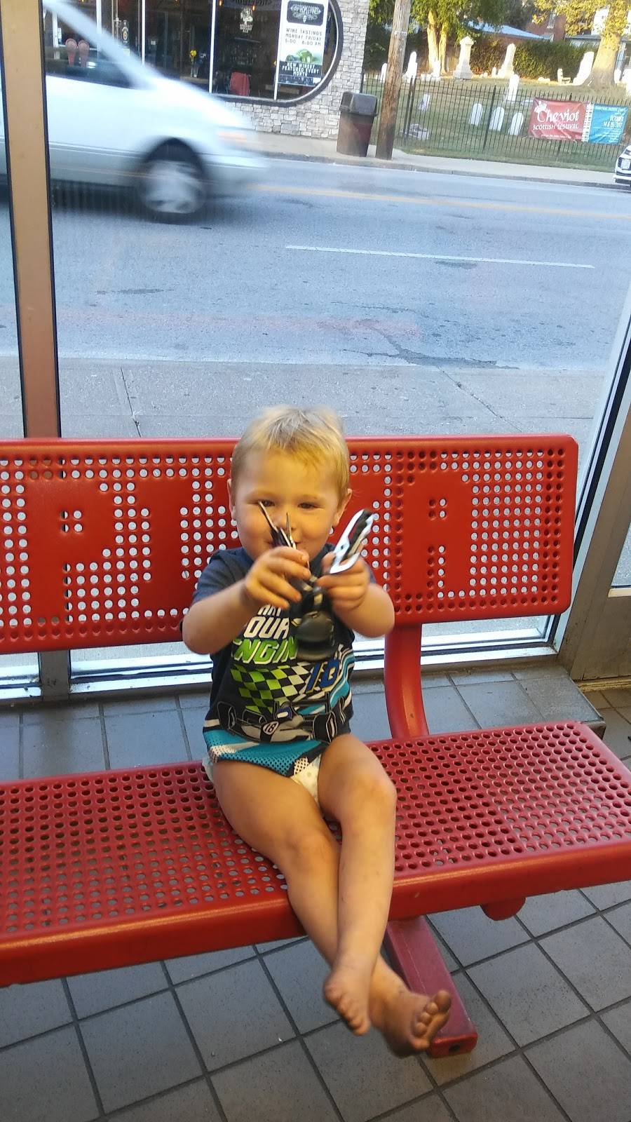 N.Y.P.D. Pizza Cheviot | restaurant | 3721 Harrison Ave, Cincinnati, OH 45211, USA | 5134816973 OR +1 513-481-6973