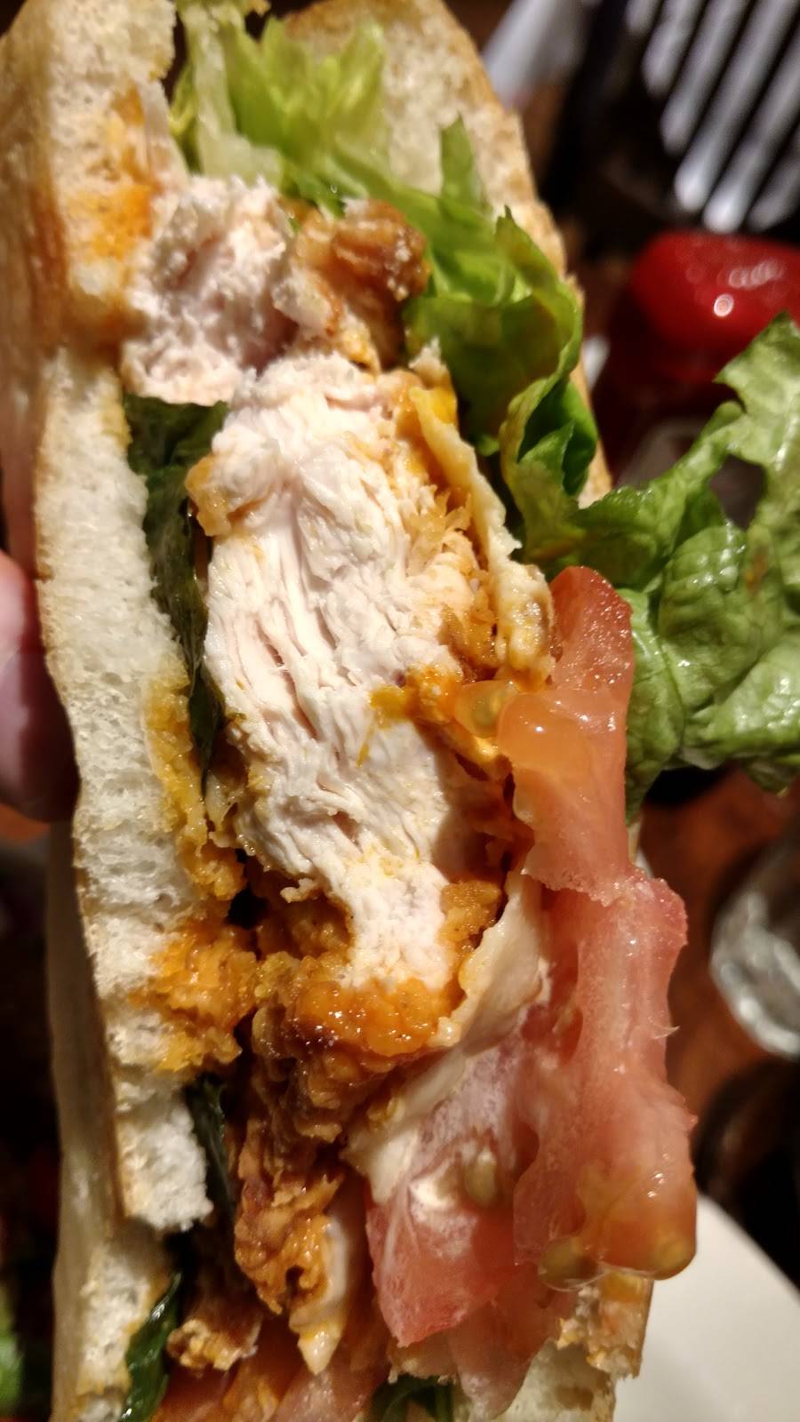 Bobby Vans | restaurant | Terminal 8, Jamaica, NY 11430, USA | 7185532100 OR +1 718-553-2100