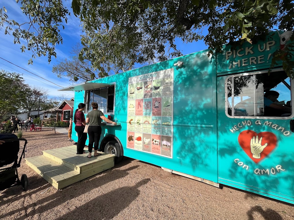 Veracruz All Natural | restaurant | 3504 Montopolis Dr, Austin, TX 78744, USA | 5126907638 OR +1 512-690-7638