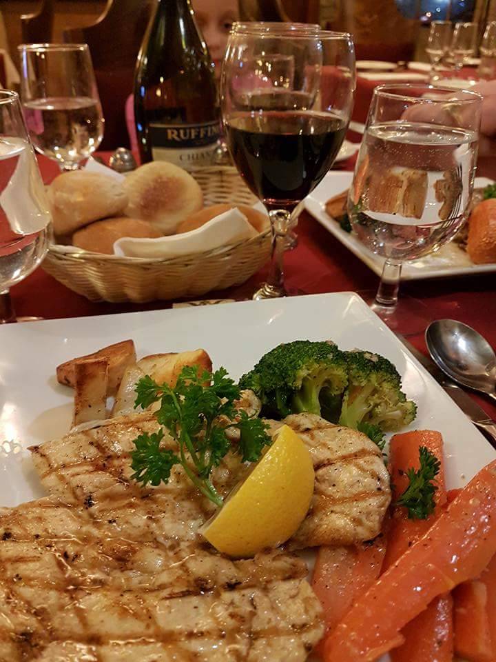 Restaurant Mamma Mia Pizzeria | restaurant | 6070 Chemin de la Côte-Saint-Luc, Montréal, QC H3X 2G8, Canada | 5144889504 OR +1 514-488-9504