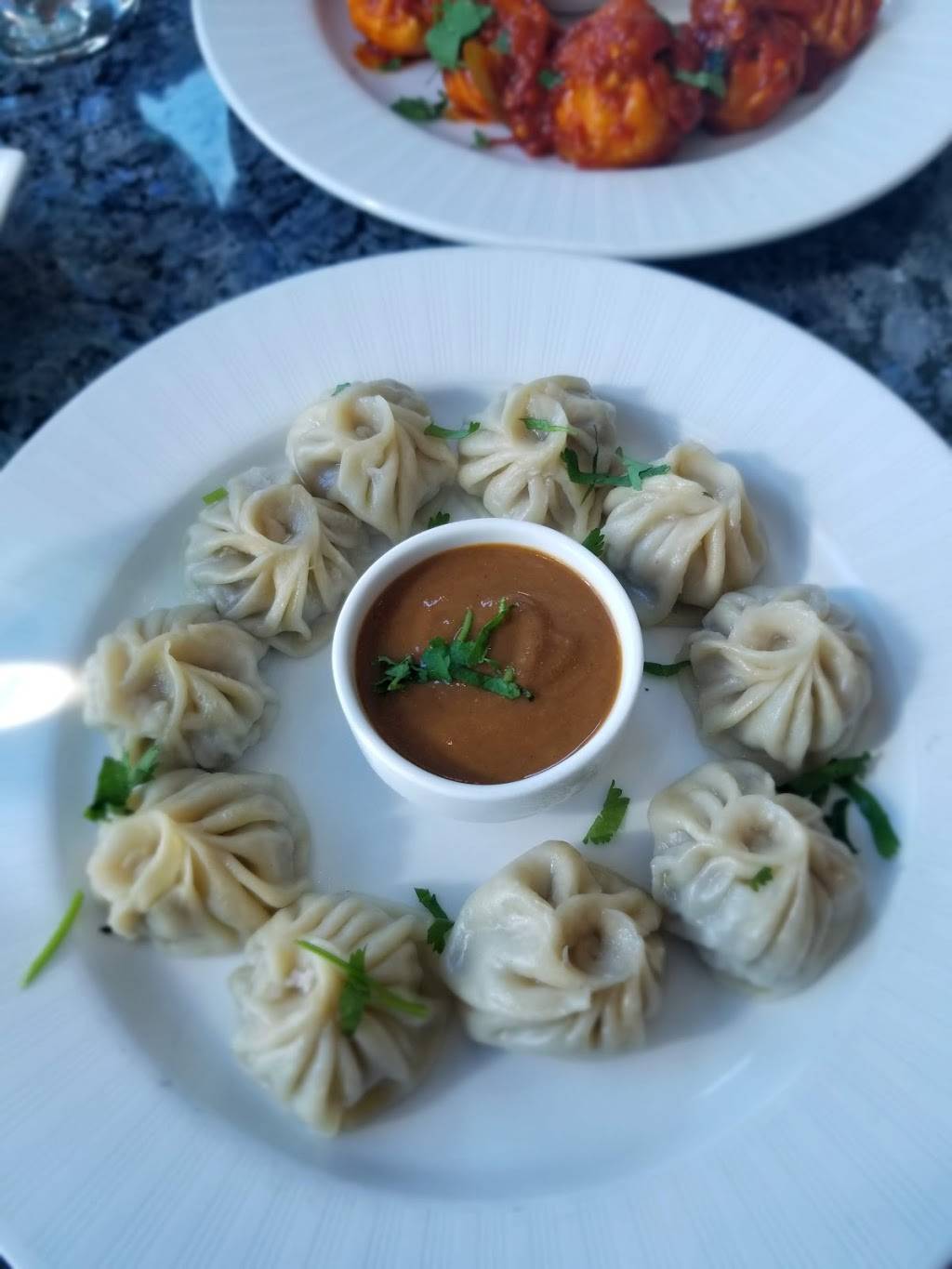 Everest Kitchen | restaurant | 43490 Yukon Dr #101, Ashburn, VA 20147, USA | 7037269333 OR +1 703-726-9333