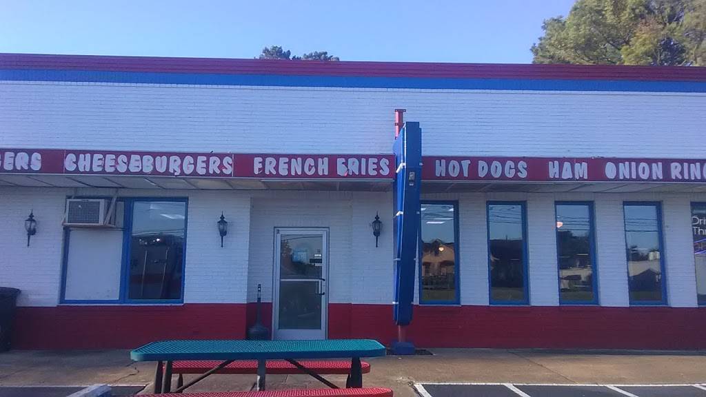 Dairy Delight | restaurant | 1324 E Wood St, Paris, TN 38242, USA | 7316421795 OR +1 731-642-1795