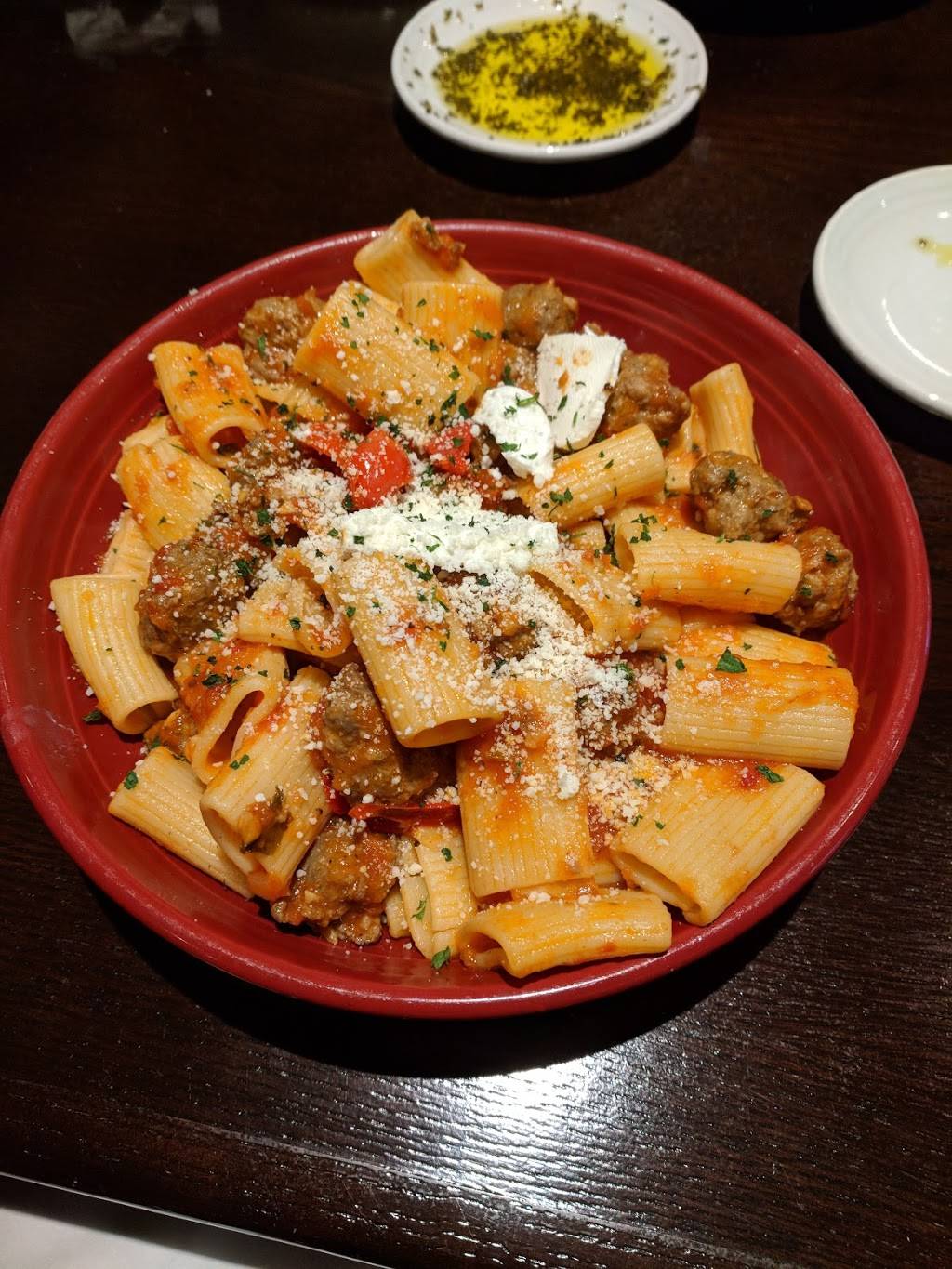 Carrabbas Italian Grill | restaurant | 10408 E Independence Blvd, Matthews, NC 28105, USA | 7048440464 OR +1 704-844-0464