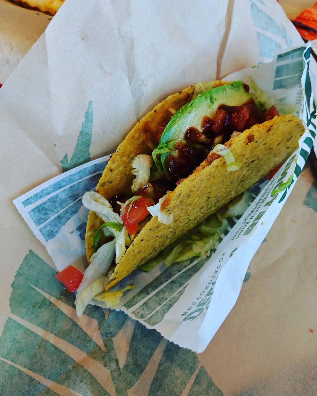 Del Taco | meal takeaway | 8270 Rosedale Hwy, Bakersfield, CA 93312, USA | 6615883002 OR +1 661-588-3002