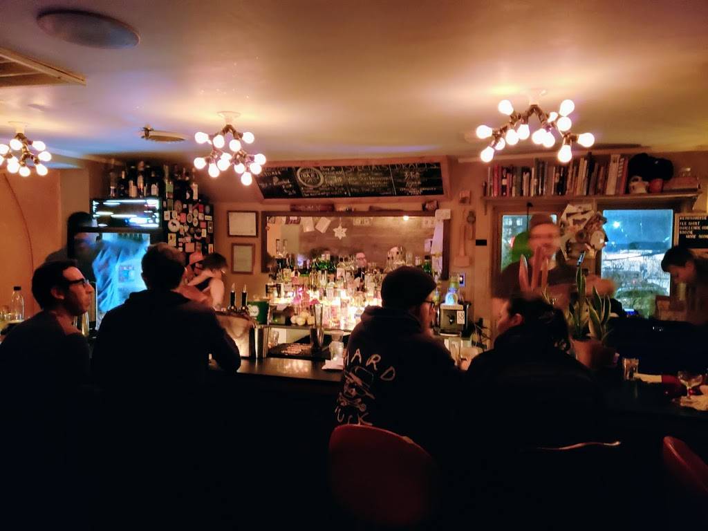 Bar 327 Braun Court | restaurant | 327 Braun Ct, Ann Arbor, MI 48104, USA | 7342193768 OR +1 734-219-3768