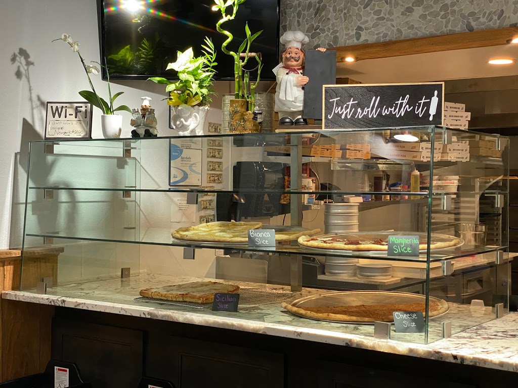 Aunt Lulus NY Style Pizza and Kitchen | restaurant | 19785 Hampton Dr B6, Boca Raton, FL 33434, USA | 5612457011 OR +1 561-245-7011